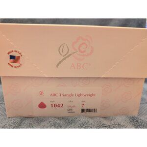 EUC ABC triangle lightweight breast form style 1042 size 7 color Blush w/case